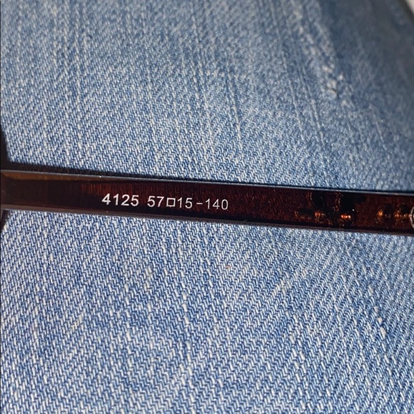 Brand new sunglasses - Picture 4 of 5